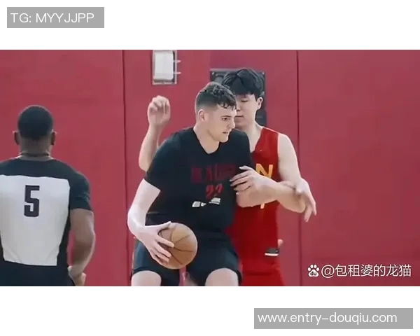 克林根谈进攻篮板重要性:5个前场板助力球队创造更多得分机会 克林根谈进攻篮板重要性:5个前场板助力球队创造更多得分机会